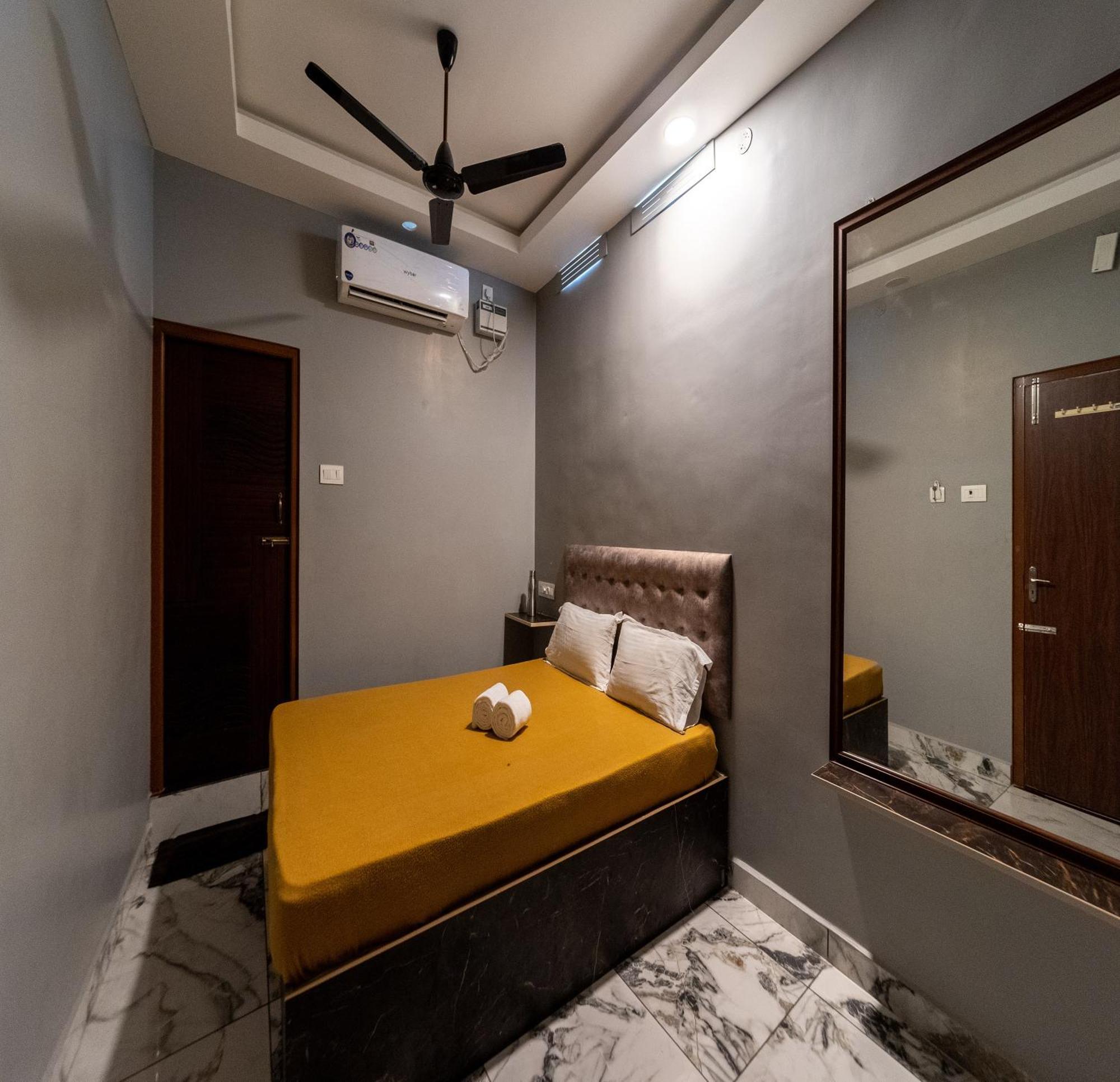 Hotel Bees Pondichéry Extérieur photo